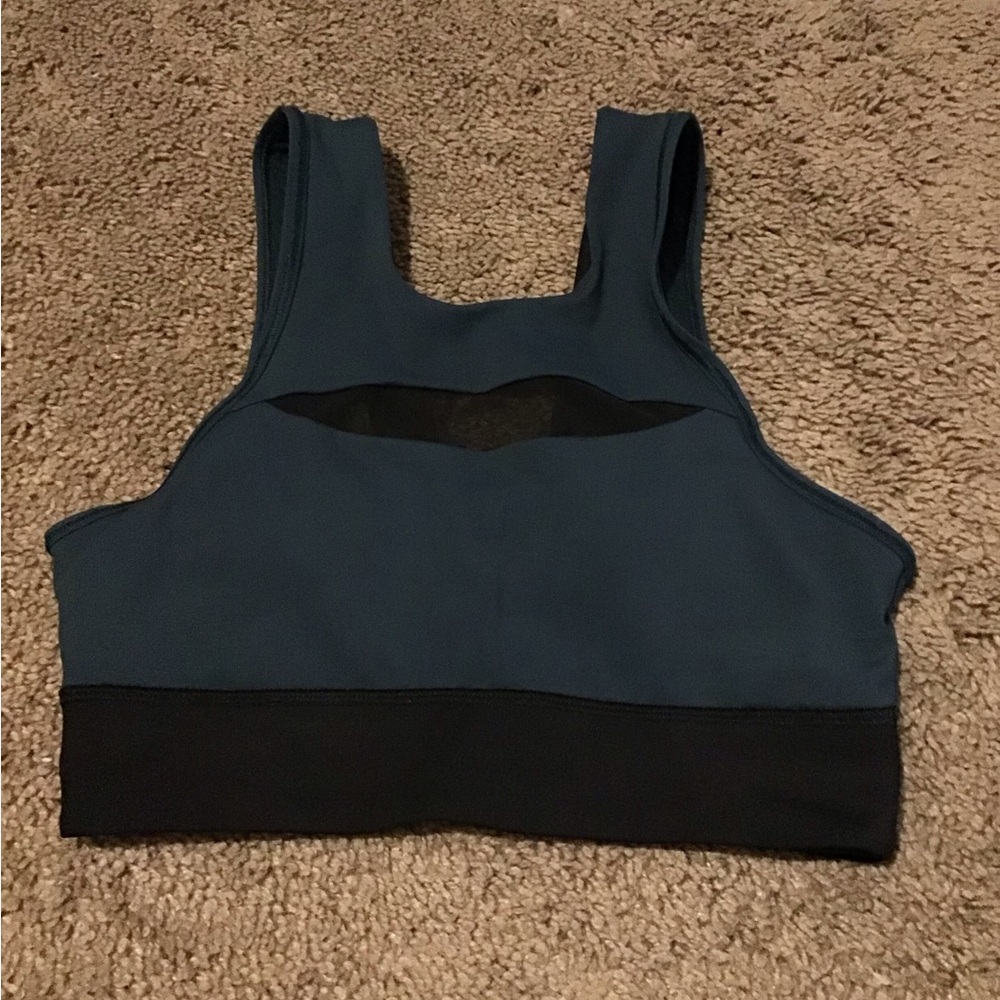 lululemon athletica NWOT Teal and Black Sports Bra